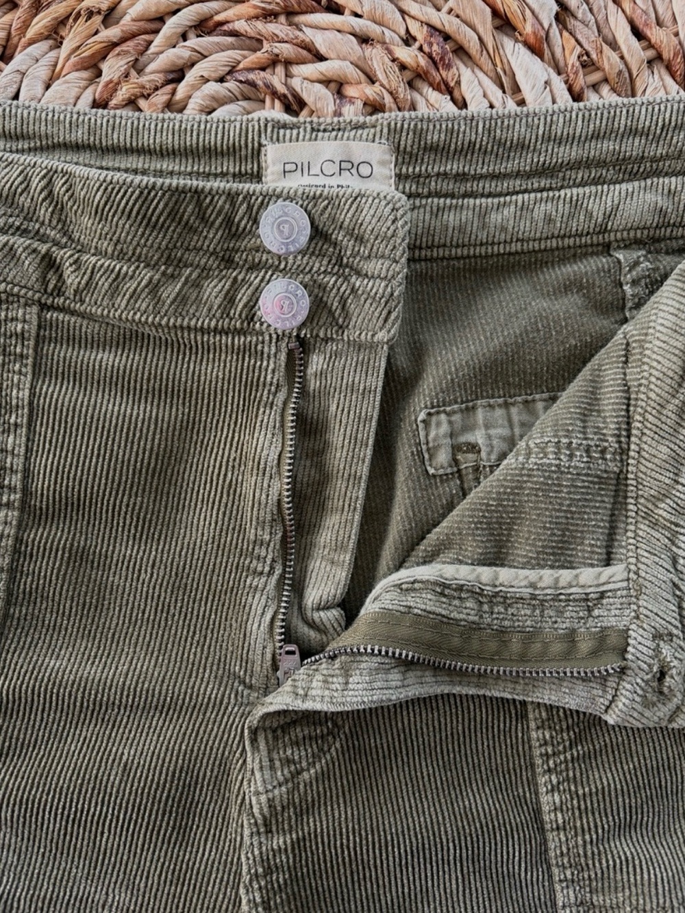 Anthropologie Pilco The Wanderer High Rise Relaxed-Leg Corduroy Pant - Picture 11 of 16